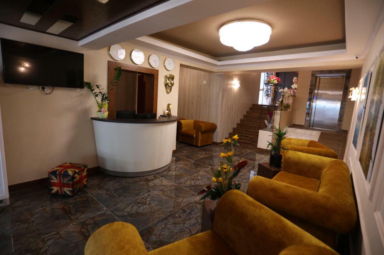 British Hotel Pogradec Zewnętrze zdjęcie